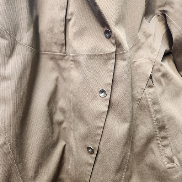 EUC: NAU brand Urbane Women's Ski/Rain Jkt - Olive Grn - Picture 3 of 9